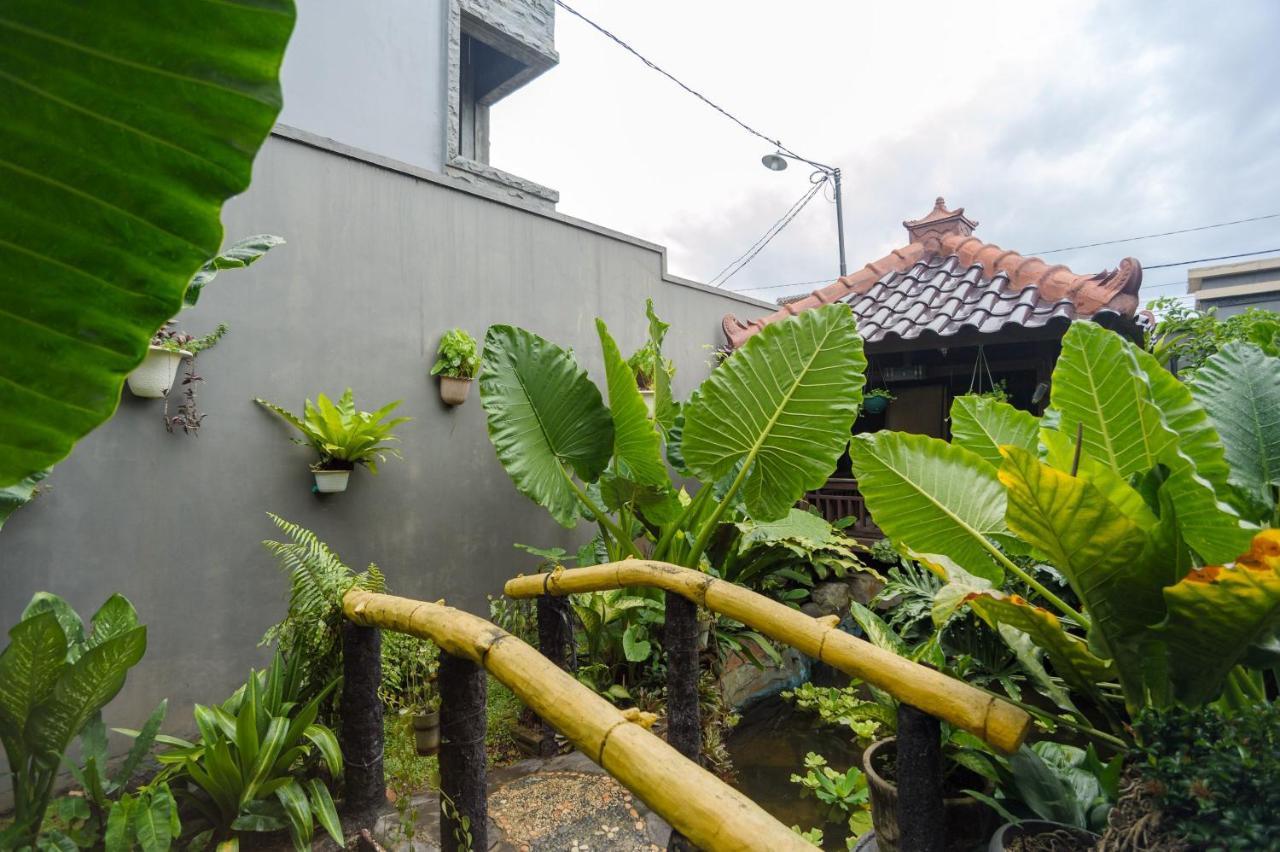 Reddoorz Syariah Near Rs Advent Bandar Lampung Hotel Eksteriør billede